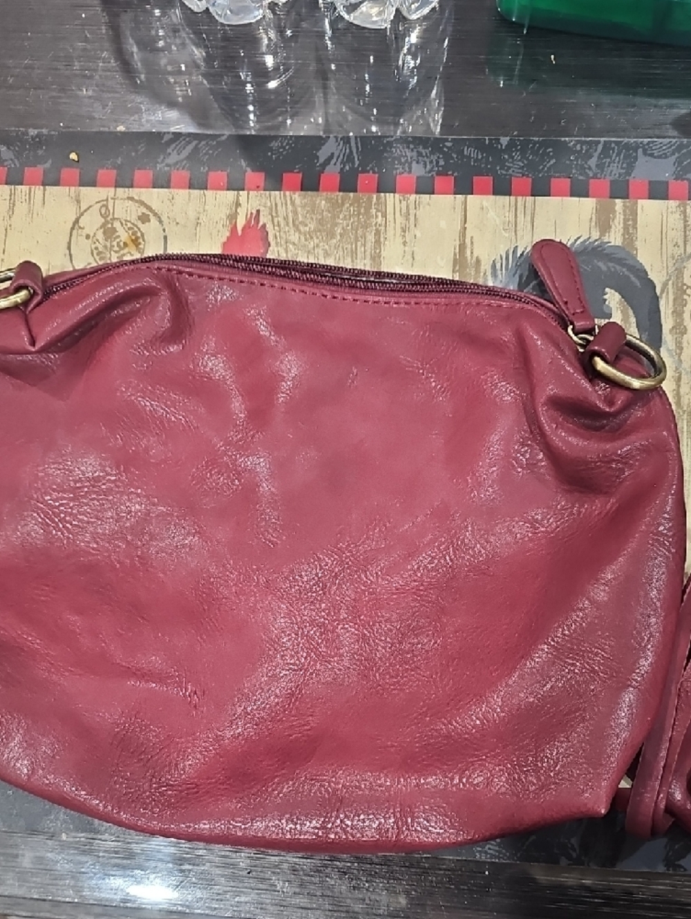 Stylish Red Leather Crossbody Bag with Matching Pouch - Picture 2 of 6